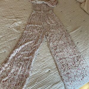 Cute girls Floral Jumpsuit with ruffle like new